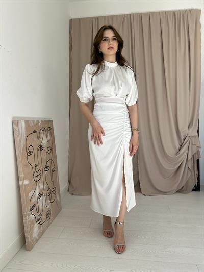 Önü Büzgülü Saten Beyaz Elbise