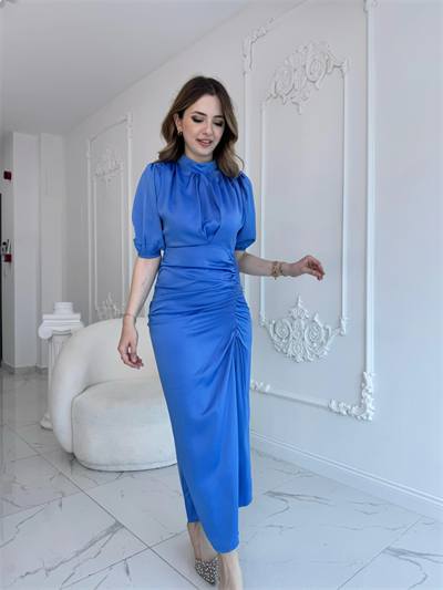 Önü Büzgülü Saten Mavi Elbise