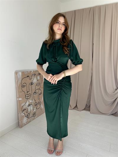 Önü Büzgülü Zümrüt Saten Elbise