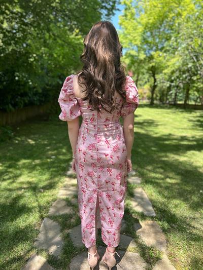 Pembe Çiçekli Kare Yaka Poplin Kumaş Elbise