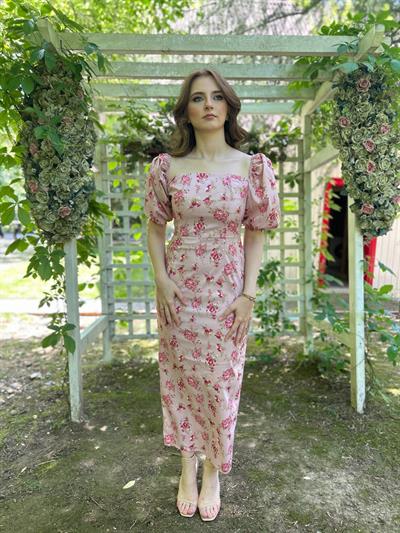 Pembe Çiçekli Kare Yaka Poplin Kumaş Elbise