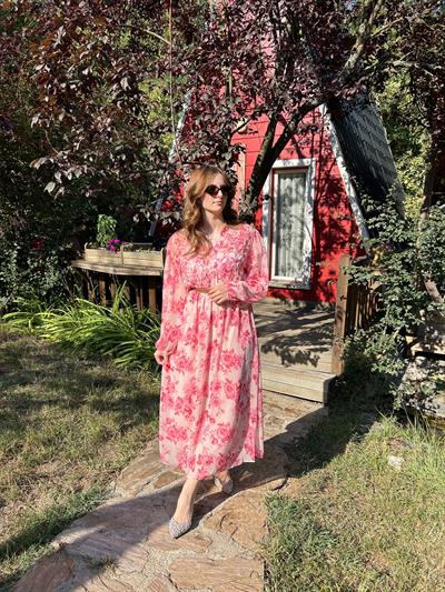 Pembe Çiçekli Kemerli Şifon Elbise