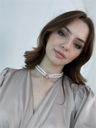 Pembe taşlı choker