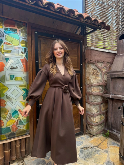 Rosa Kahve Gül Kemer Detaylı Scuba Maxi Boy Elbise