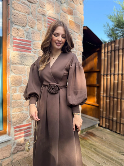 Rosa Kahve Gül Kemer Detaylı Scuba Maxi Boy Elbise