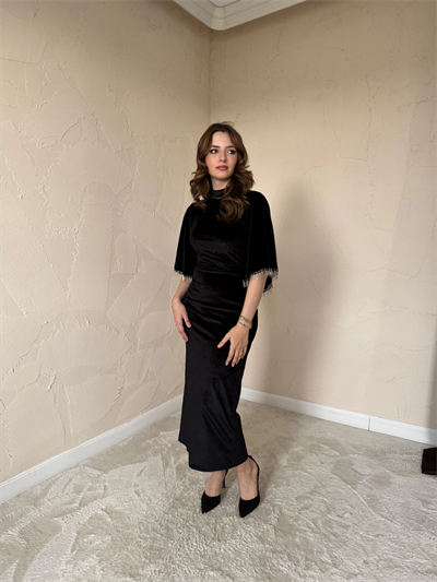 Şal Yaka Siyah Kadife Elbise