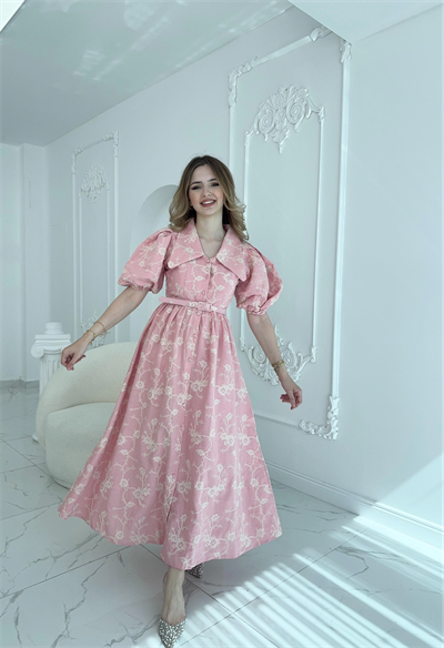 Sivri Bebe Yaka Balon Kollu Pembe Brode Elbise