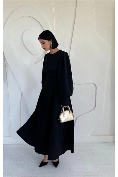 Siyah Balon Kollu Kemerli Elbise