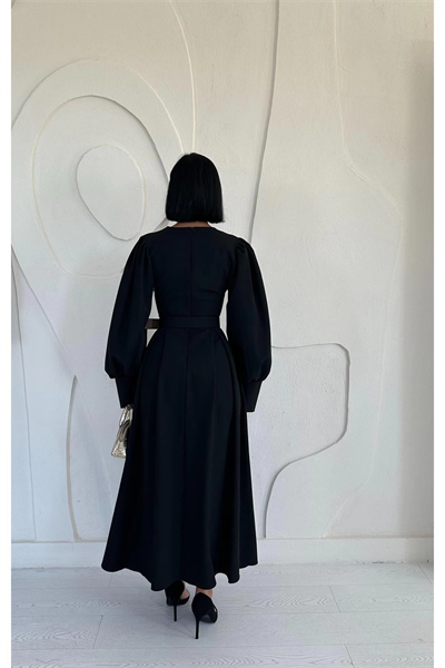 Siyah Balon Kollu Kemerli Elbise