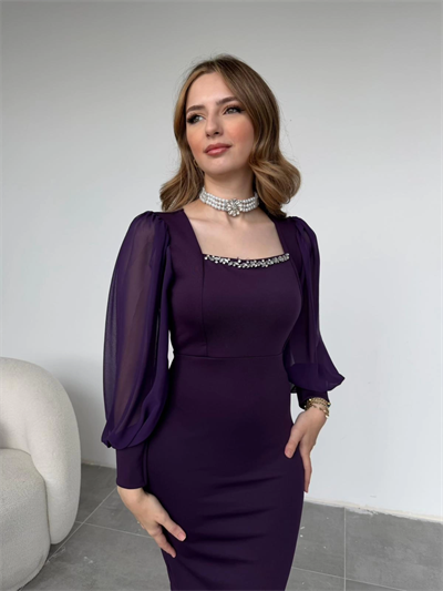 Taş Detaylı Kare Yaka Tül Kollu Midi Boy Mor Elbise