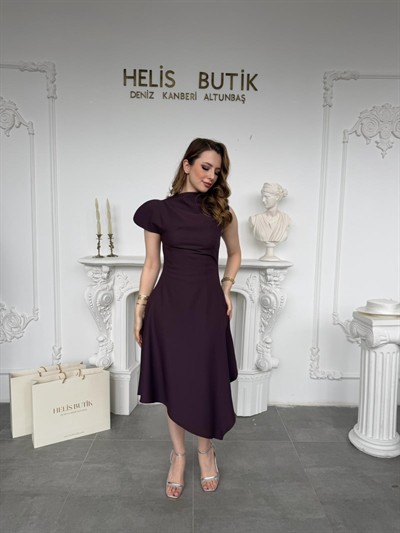 Asimetrik Kesim Tek Omuz Detaylı Mürdüm Davet Elbisesi