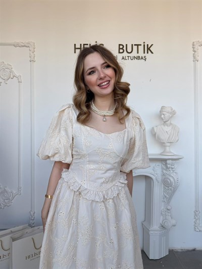 Balon Kollu Dantelli Brode Bej ELBİSE