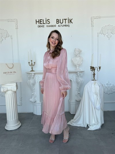 Bel Vurgulu Işıltılı Kumaş Düğme Detaylı Hakim Yaka Elbise - Pembe