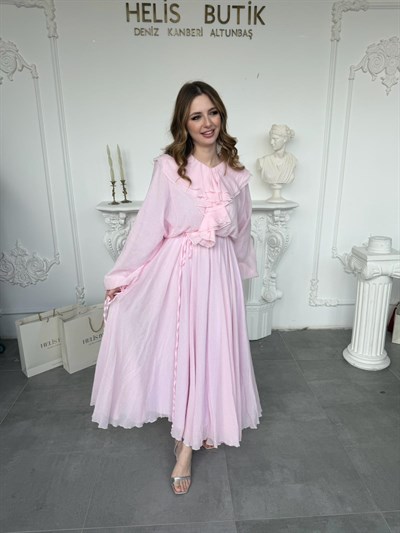 Fırfır Detaylı Pembe Maxi Boy Elbise