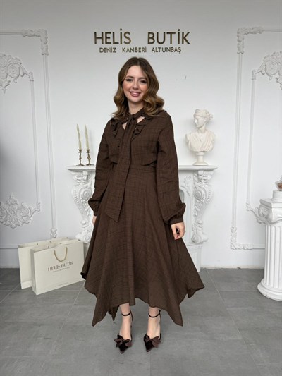 Fular Detaylı Ekose Etek Bluz Takım - Kahve