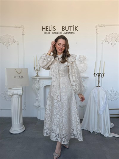 Fular Yakalı Lazer Kesim İşlemeli Tül Elbise - Bej
