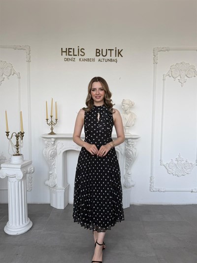 Halter Yaka Puantiyeli Fiyonk Bağlamalı Şifon Elbise - Siyah