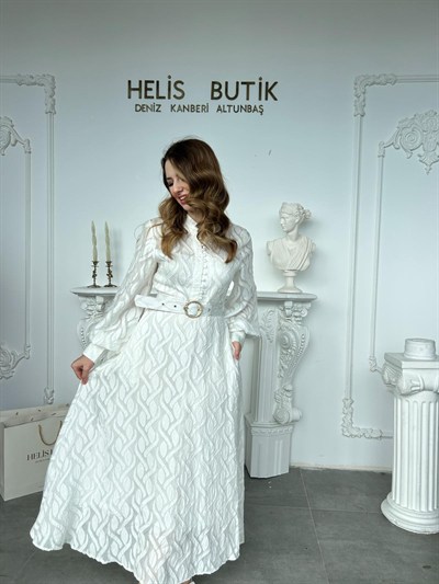 Jakarlı Kemer Detaylı Tam Boy Ekru Elbise