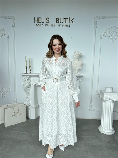 Jakarlı Kemer Detaylı Tam Boy Ekru Elbise