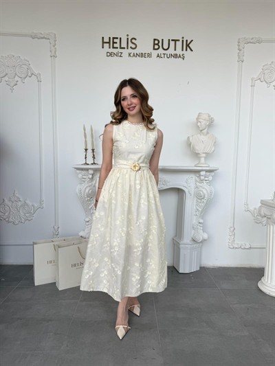 Kabartma Çiçekli 3D Brode Elbise - Bej