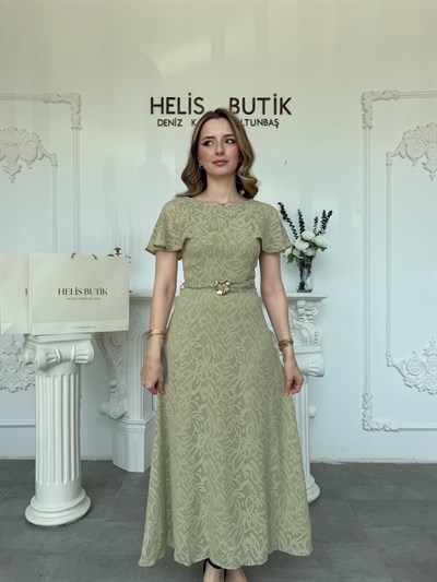 Kabartma Desenli Bisiklet Yaka Kemerli Midi Boy Elbise - Yeşil