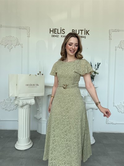 Kabartma Desenli Bisiklet Yaka Kemerli Midi Boy Elbise - Yeşil