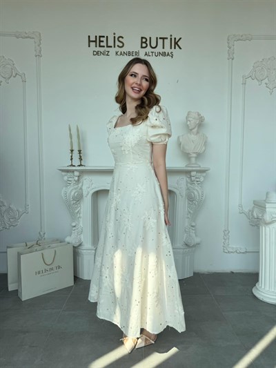 Kare Yaka Balon Kol Brode Elbise - Bej