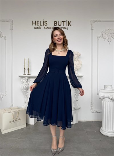 Kare Yaka Kemerli Şifon Elbise - Lacivert Davet Elbisesi