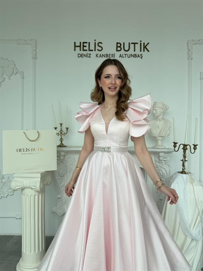 Parlak Mikrosaten Pudra Omuz Volanlı Abiye Elbise - Pudra