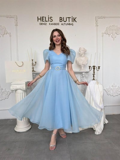Parlak Tül Kumaş Kemerli Balon Kol Midi Boy Abiye Elbise - Mavi