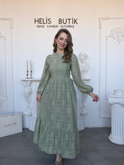 Vintage Stil Kare Desenli Astarlı Güpür Elbise - Yeşil