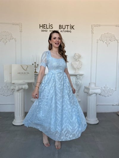 Yaldızlı Nakış İşlemeli Kare Yaka Prenses Kesim Elbise - Mavi