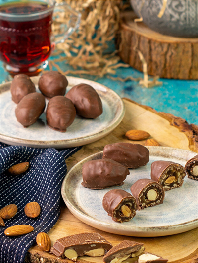 Sütlü  Çikolatalı Hurma 1 Kg 