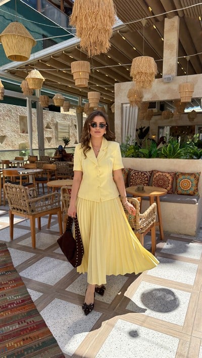 Soft Lemon Elegance Takım
