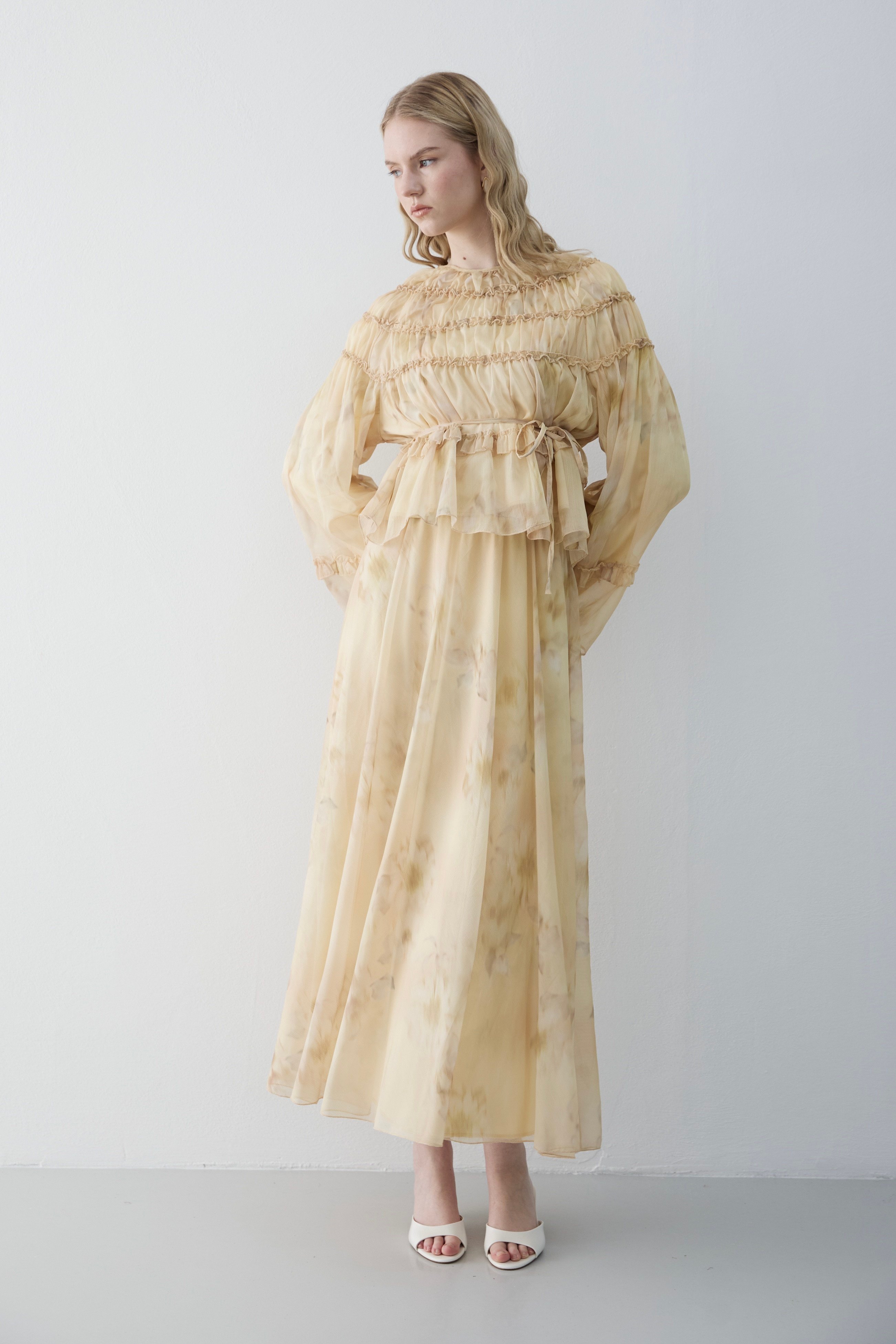 Büzgülü Fresia Takım Butter Yellow