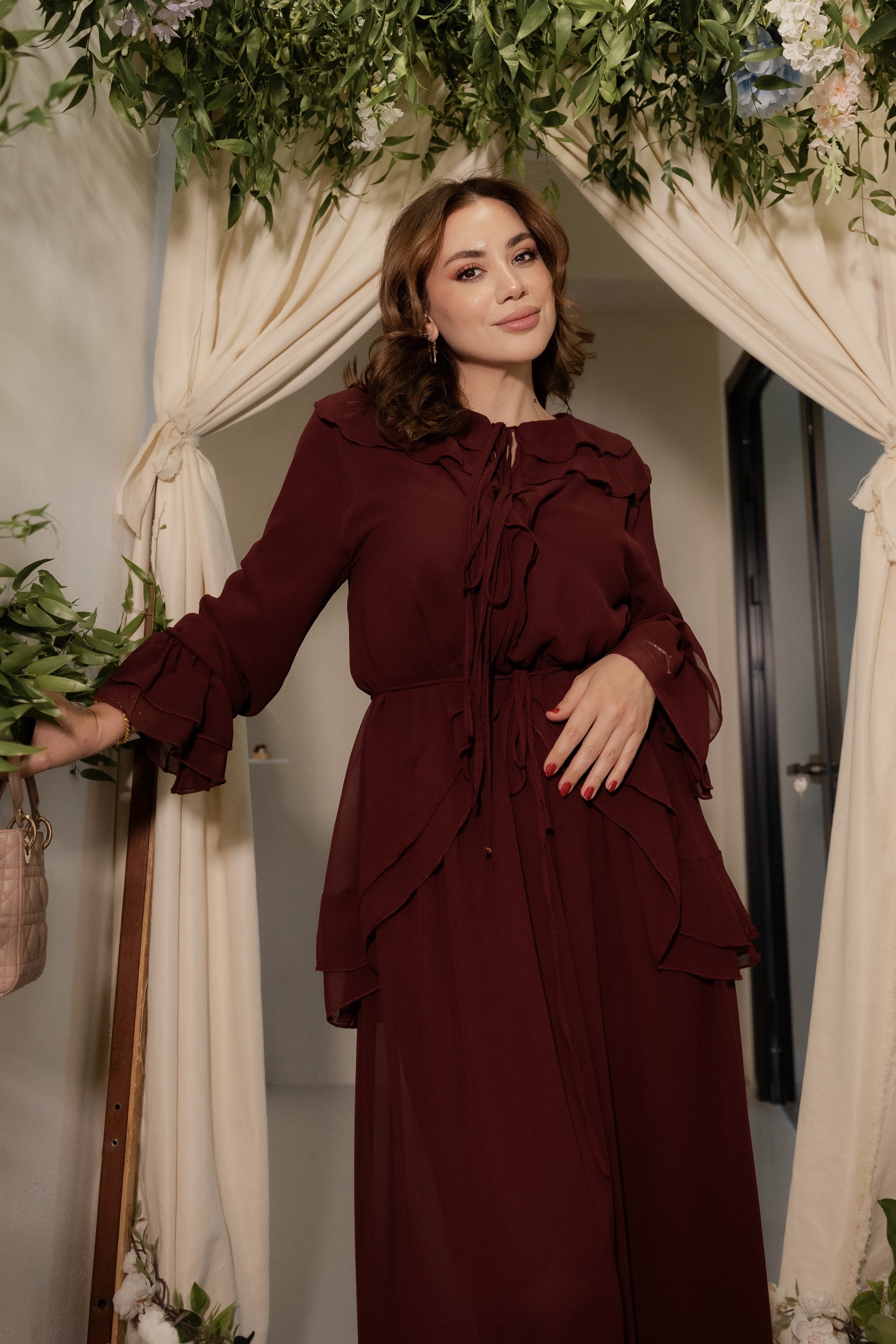 Ebru Severin Tercihi Fırfırlı Şifon Takım Bordo