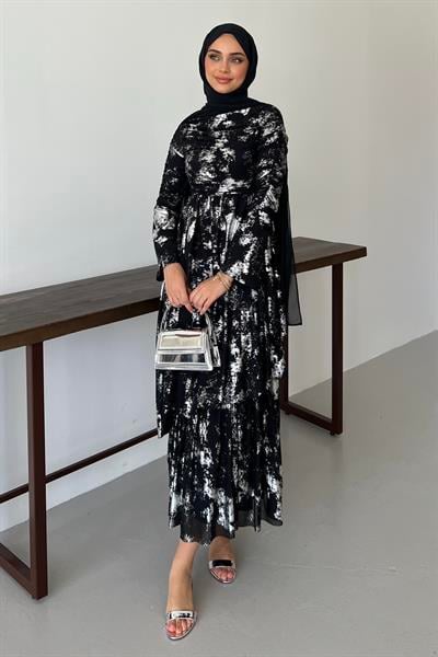 Drape Detaylı Kat Kat Elbise Siyah