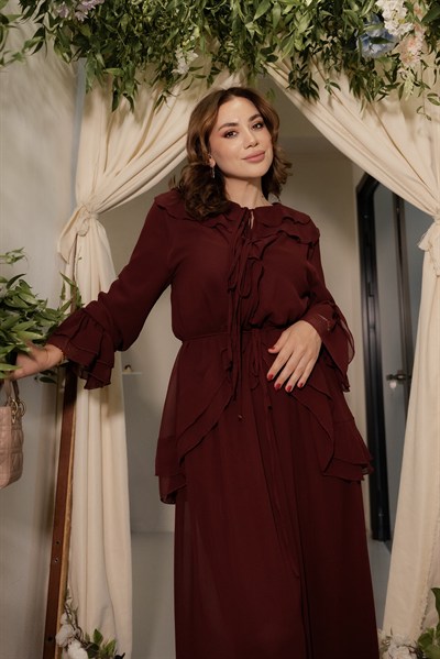 Ebru Severin Tercihi Fırfırlı Şifon Takım Bordo