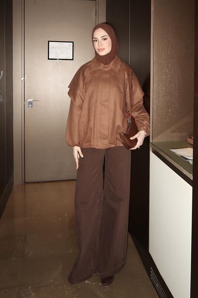 Pelerinli Nubuk Ceket Taba