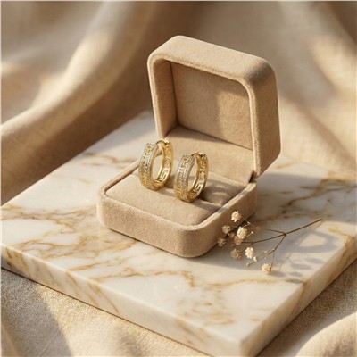 Antik Desenli Taş Detaylı Kalın Halka Çelik Küpe - 14K Altın Kaplama - 2 cm