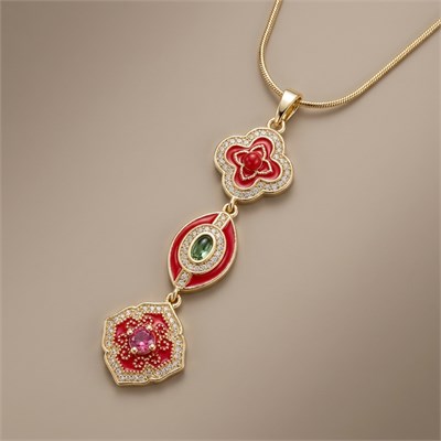 Barok Desenli Kırmızı Zirkon Taşlı Çelik Kolye Ucu  - Altın Rengi Kaplama - 15 x 56 mm - (40+5 cm Çelik Zincir Hediyeli)