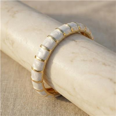 Beyaz Sedef Detaylı Kelepçe Bilezik - 14K Altın Kaplama - 6 cm çap