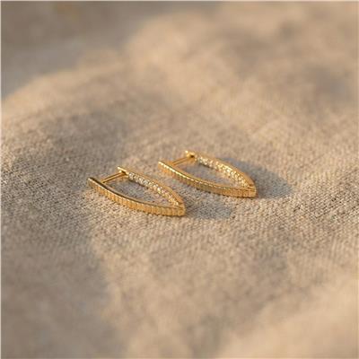 Damla Şeklinde Zirkon Taş Sıralı Küpe - 14K Altın Kaplama - 26 mm