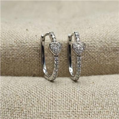 Kalp Detaylı Taşlı Halka Küpe - Beyaz Altın Kaplama - 22 mm