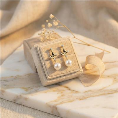 Kelebek İnci Küpe - 14K Altın Kaplama - 3cm