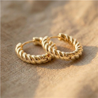 Minimal Burgulu Halka Çelik Küpe - 14K Altın Kaplama - 15 mm çap