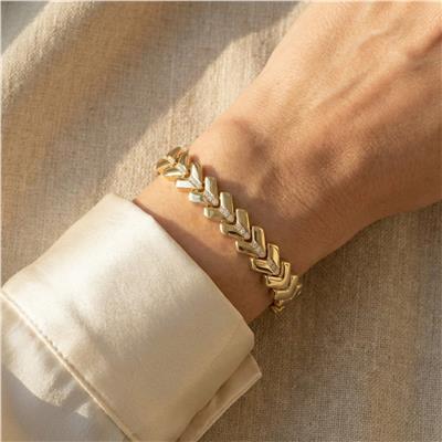 Ok Ucu Zirkon Taşlı Çelik Bileklik - 14K Altın Kaplama - 17+2cm