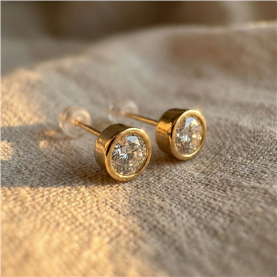 Tektaş Zirkon Küpe - 925 Ayar Gümüş Çivili - 14k Altın Kaplama 6 mm