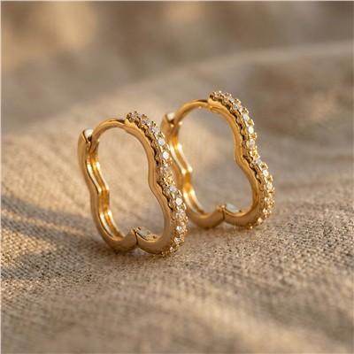 Venüs Taş Detaylı Halka Çelik Küpe - 14K Altın Kaplama - 16 mm