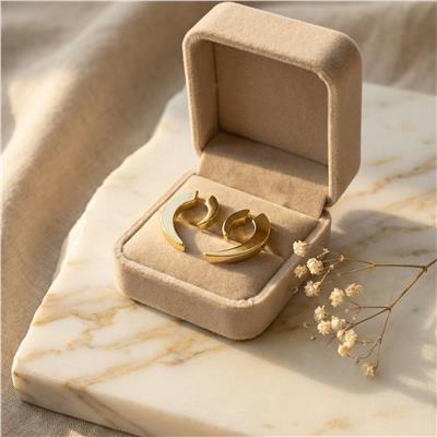 Yarım Ay Halka Küpe - 14K Altın Kaplama - 27 mm